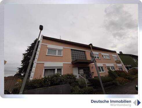 Frontansicht - 2 Zimmer Etagenwohnung zur Miete in Stuttgart