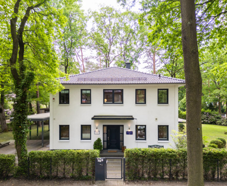 Straßenansicht - Beste Lage in der Villenkolonie Kleinmachnow