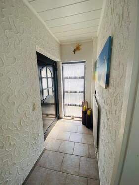 Eingangsbereich - 9 Zimmer Mehrfamilienhaus, Wohnhaus zum Kaufen in Püttlingen / Köllerbach