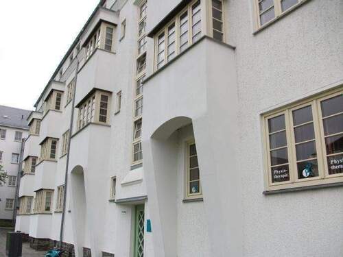 Hausansicht - 3 Zimmer Etagenwohnung zur Miete in Chemnitz