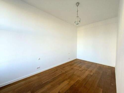 Schlafzimmer1 - 