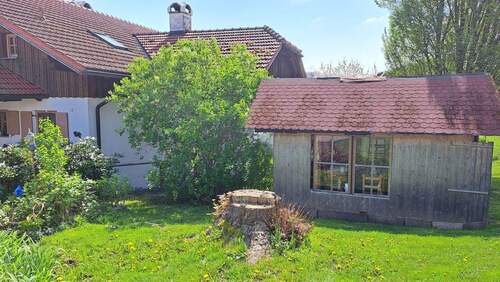 Außenansicht Holzhaus - 