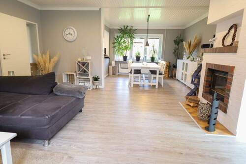 Wohn- und Essbereich - 