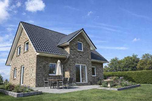 Kapitänsgiebel_7.png - Landhaus mit Herrengiebel in Harkebrügge