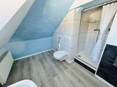Bad im Dachgeschoss - 