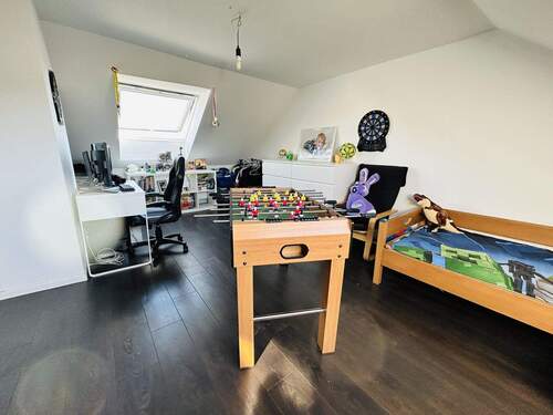 Spielzimmer im Dachgeschoss - 