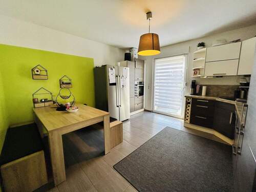 Küche - Mehrfamilienhaus, Wohnhaus mit 130,00 m&sup2; in Neunkirchen zum Kaufen