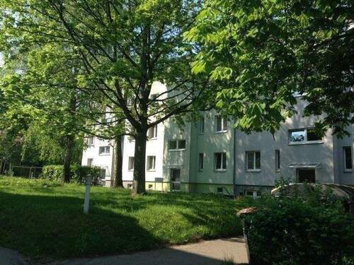 Aussenansicht - 2 Zimmer Etagenwohnung zur Miete in Chemnitz