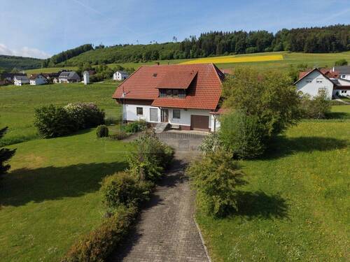 Ansicht Luftbild - 6 Zimmer Einfamilienhaus in Immendingen / Ippingen