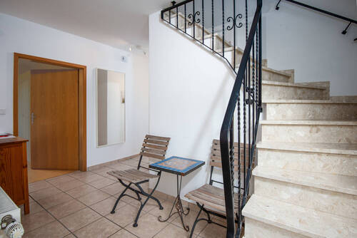 Flur mit Treppe - Einfamilienhaus mit 118,00 m² in Krummhörn / Visquard zum Kaufen