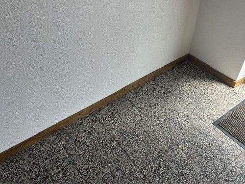 Teilweise Steinboden - 