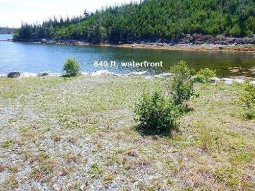 Am Wasser - hier optimaler Platz für Bootshaus - 