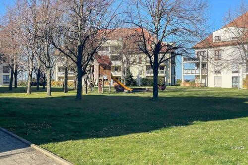 Innenhof mit Spielplatz - 