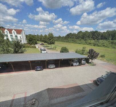 Parkplatz mit Stellflächen - 