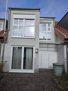 Hausansicht hinten (Südseite) - 5 Zimmer Reihenmittelhaus zum Kaufen in Gäufelden-Öschelbronn