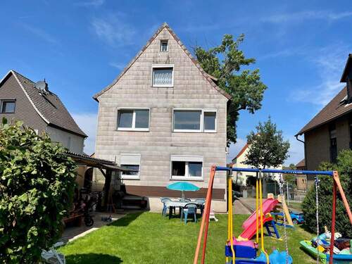 Ansicht Garten - 1 Zimmer Mehrfamilienhaus, Wohnhaus in Holzminden