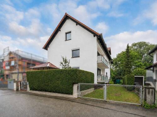 Vorderansicht - 1 Zimmer Mehrfamilienhaus, Wohnhaus zum Kaufen in Freising