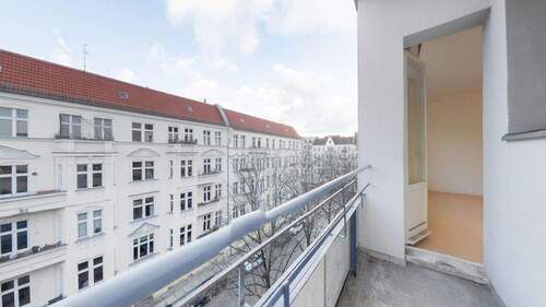 Balkon - Charmantes 1-Zimmer-Apartment mit Balkon - Wohnen in bester Charlottenburger Lage