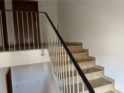 Treppenhaus gepflegt - 