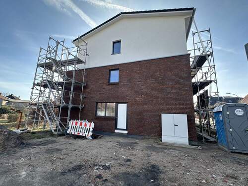 Seitenansicht - Etagenwohnung mit 113,90 m&sup2; in Scheeßel zum Kaufen