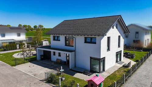 Süd/West Seite - 5 Zimmer Einfamilienhaus in Kaufbeuren / Kaufbeuren-Neugablonz