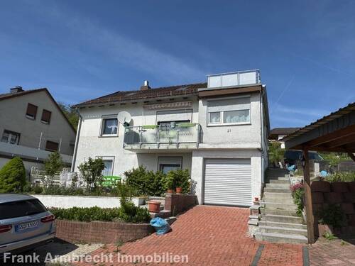 Straßenansicht - Einfamilienhaus in Kreiensen zu verkaufen.