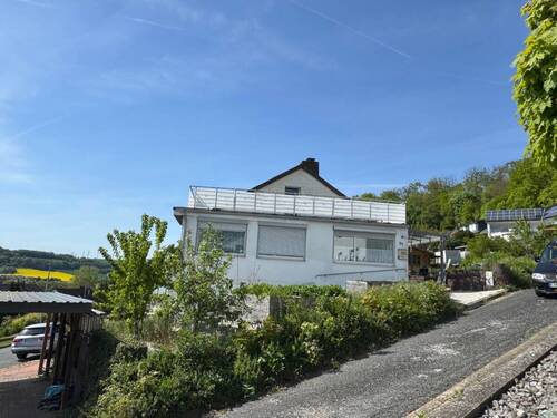 Seitenansicht - 4 Zimmer Einfamilienhaus in Einbeck