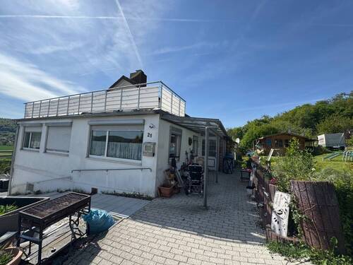 Eingangsbereich - Einfamilienhaus mit 125,00 m² in Einbeck zum Kaufen