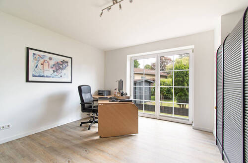 Großes Arbeits- oder Gästezimmer - 