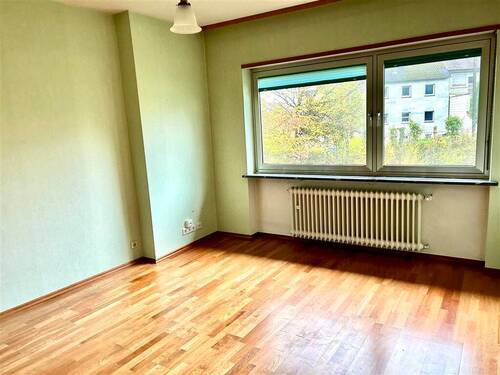 Schlafzimmer - Etagenwohnung mit 82,00 m² in Illingen zum Kaufen