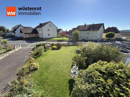 Aussicht vom Balkon (Osten) - 