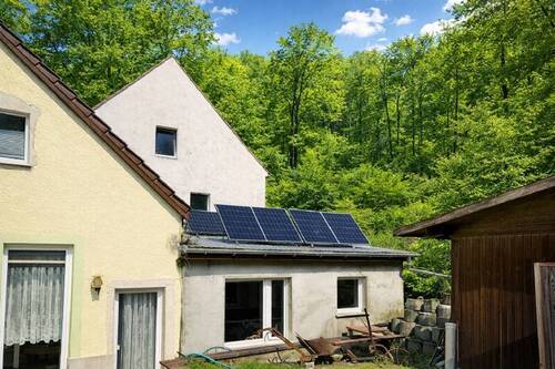 Nebengebäude - Mehrfamilienhaus, Wohnhaus mit 280,00 m&sup2; in Bahretal zum Kaufen