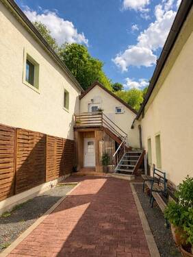 Nebengebäude mitte - 