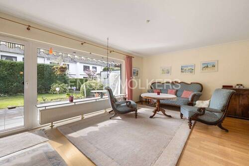 Wohnzimmer - 5 Zimmer Reihenendhaus in Norderstedt