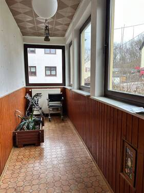 Eingangsbereich - Mehrfamilienhaus, Wohnhaus mit 168,00 m² in Saarbrücken zum Kaufen