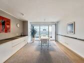 Wohn-/ Essbereich Ansicht II - 2 Zimmer Etagenwohnung in Frankfurt am Main