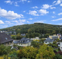Renovierungsbedürftige DHH - ruhige Aussichtslage - BES. DO, 19.3.26 - Siegen