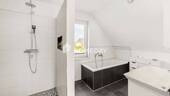 DG Badezimmer 1 - 
