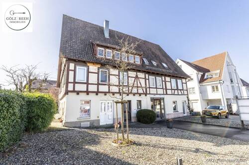 Ansicht - 8 Zimmer Mehrfamilienhaus, Wohnhaus zum Kaufen in Aichwald