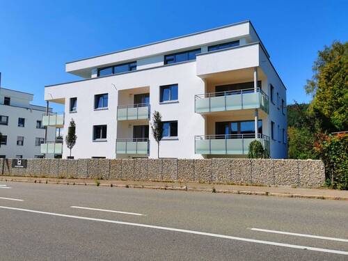 Außenansicht - Helle 2,5 Zimmer Wohnung mit EBK, Balkon & Tiefgarage
