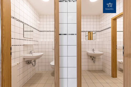 WC - 