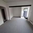 Eingang und Wohnzimmer - Gemütliche 2-Zimmer-Wohnung in Siebenbäumen