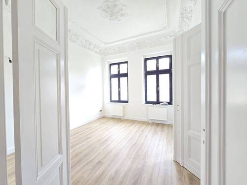 Zimmer 1 - 3 Zimmer Etagenwohnung in Magdeburg / Sudenburg