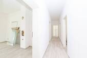 Flur - Bungalow mit 120,00 m&sup2; in Geestland (Köhlen) zum Kaufen