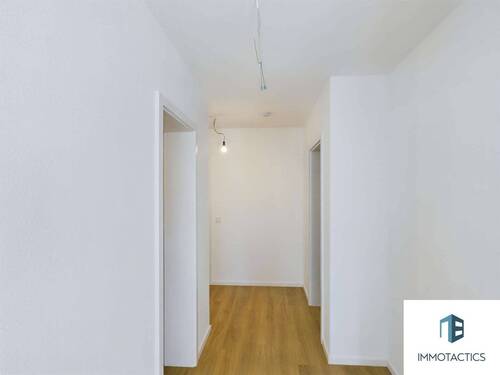 Flur - 2 Zimmer Etagenwohnung in Idar-Oberstein