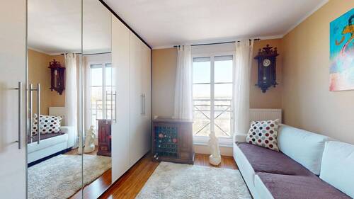 Zimmer I - Etagenwohnung mit 88,00 m² in Frankfurt am Main zur Miete