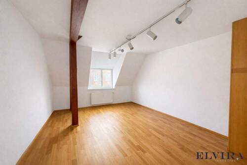 Schlafen - 2 Zimmer Etagenwohnung in München