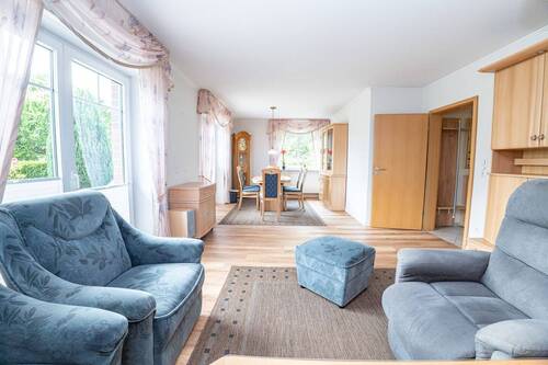 Wohn- und Esszimmer - 
