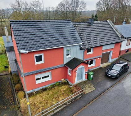 Frontansicht - 6 Zimmer Einfamilienhaus zum Kaufen in Höchstenbach