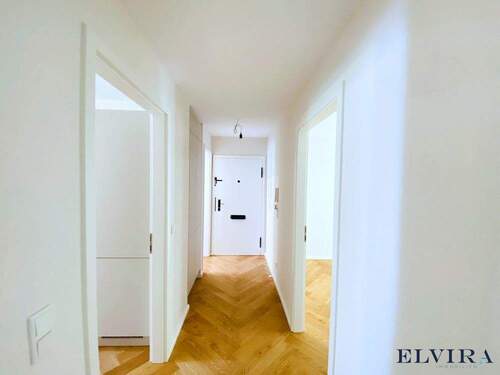Bild 1 - ELVIRA - schöne 3-Zimmer-Wohnung mit Balkon in Bestlage Schwabing